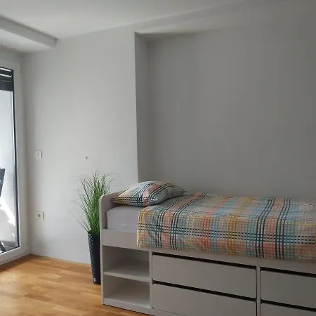 Apartma Rosmarino *